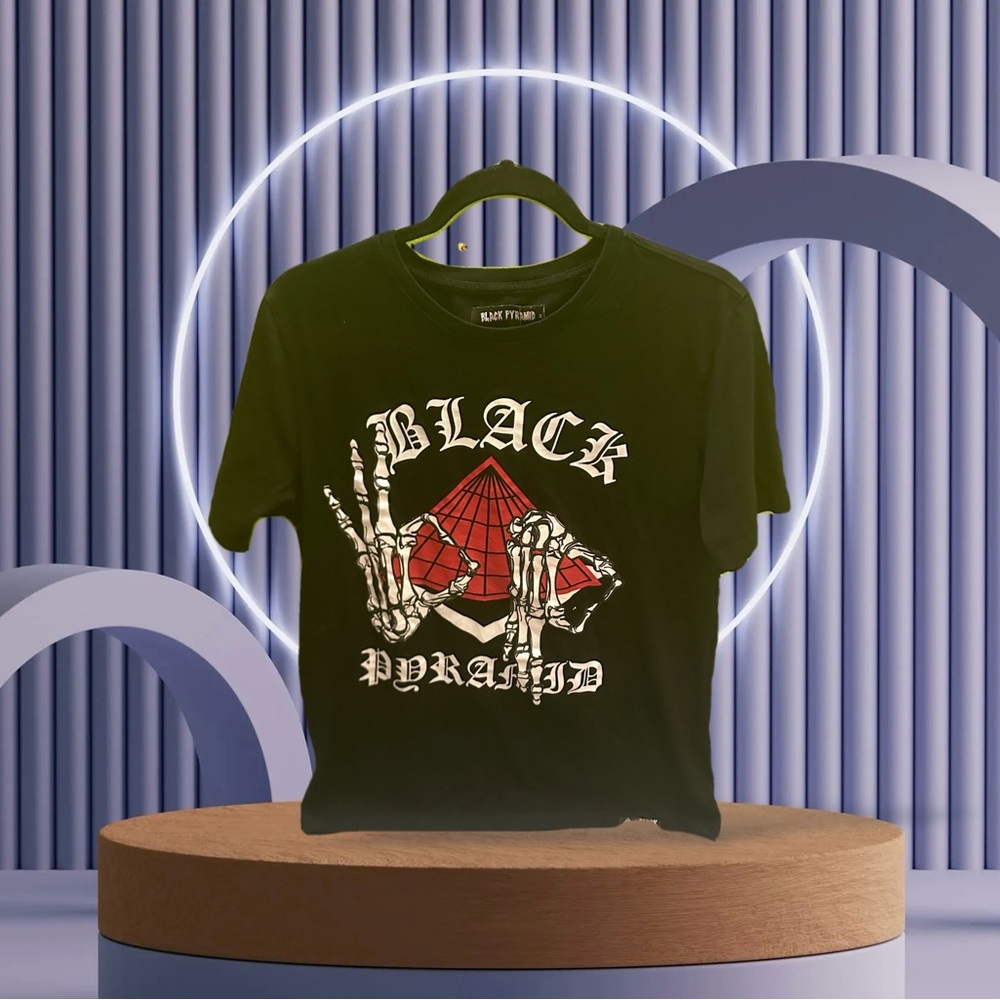 Black Pyramid  Men’s Classic Black Tee M